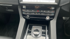 Jaguar F-Pace 2.0d R-Sport 5dr Auto AWD Diesel Estate